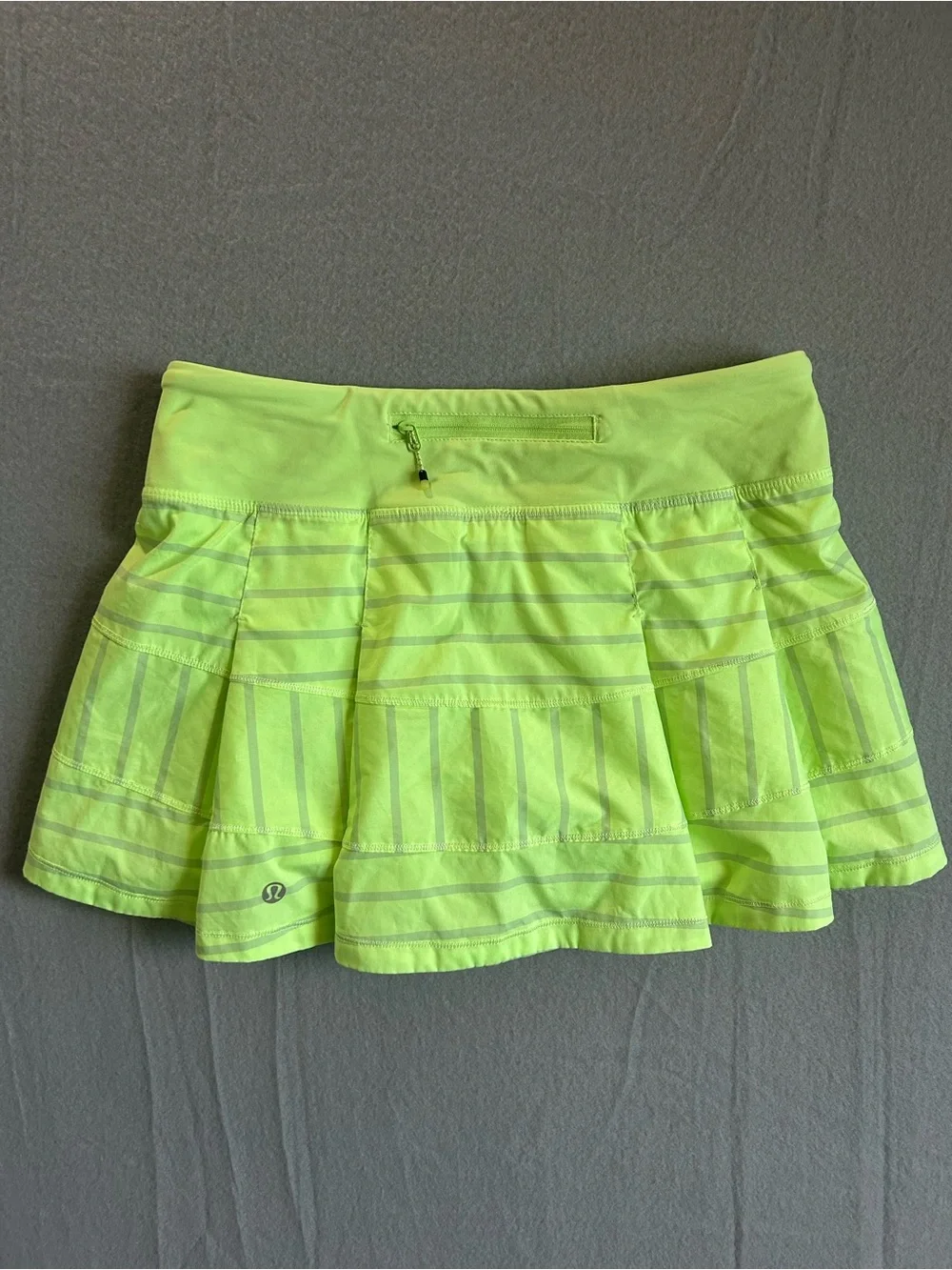 Lululemon Pace Rival Skirt Deauville Stripe (Lime Green) Sz 6 Regular